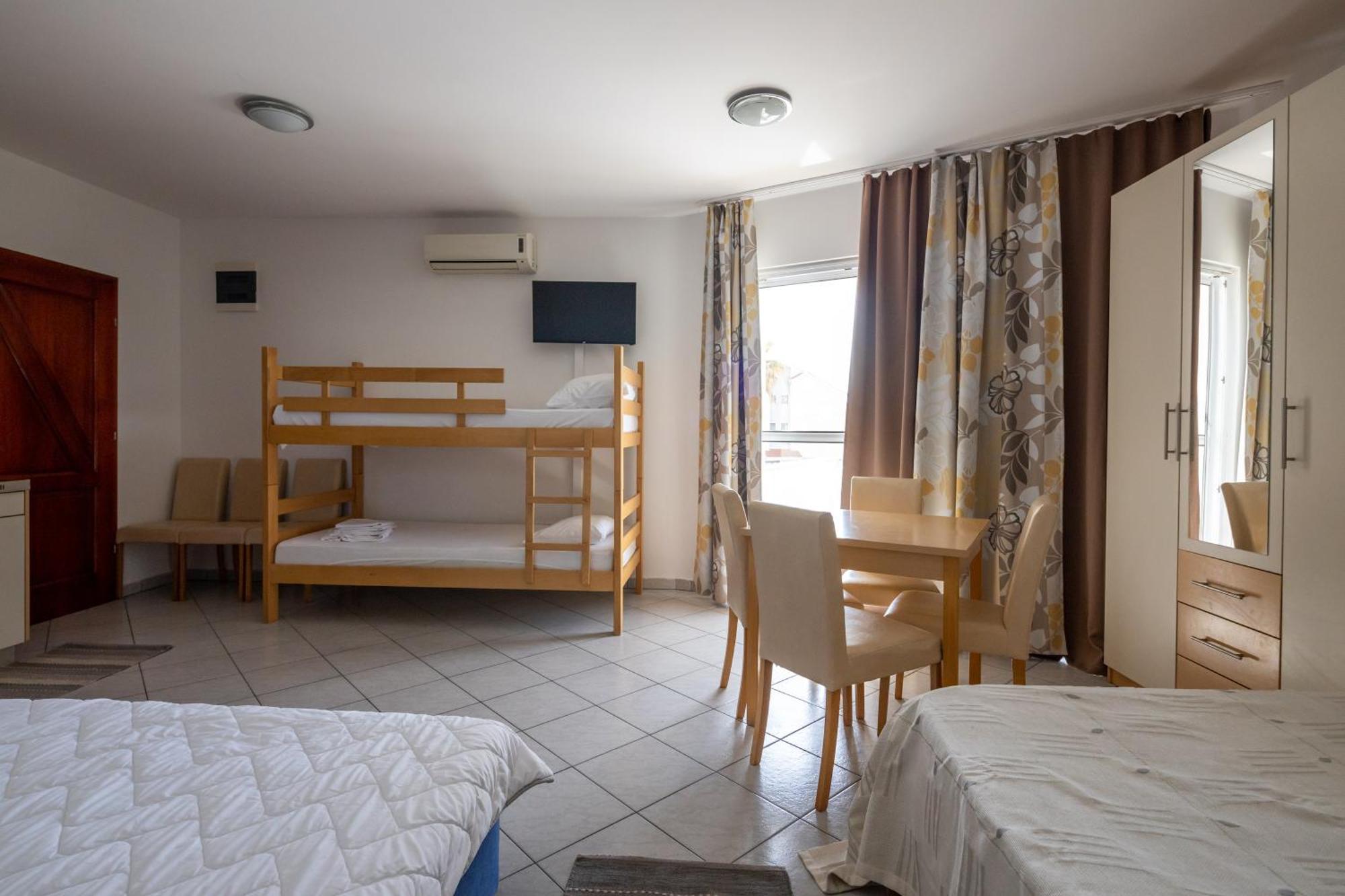 Apartments Eddy Veselica โนวาลยา ห้อง รูปภาพ